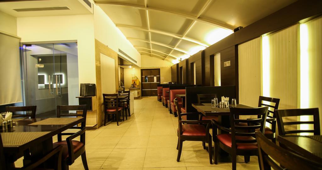 The Prime Balaji Deluxe At New Delhi Railway Station - Free Airport Pickup Hotell Eksteriør bilde