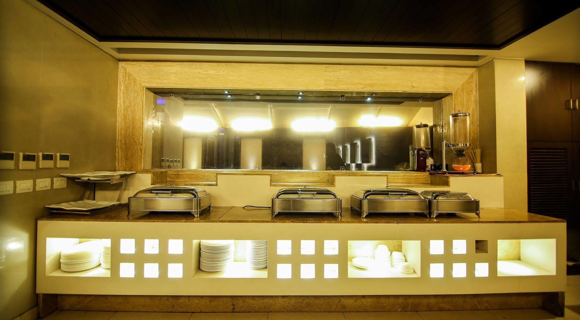 The Prime Balaji Deluxe At New Delhi Railway Station - Free Airport Pickup Hotell Eksteriør bilde